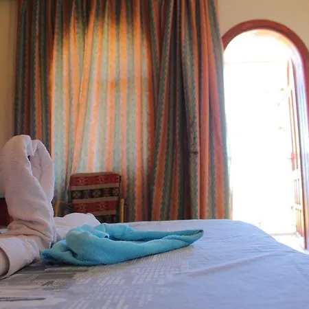 Motel Schoenberg Kızılot