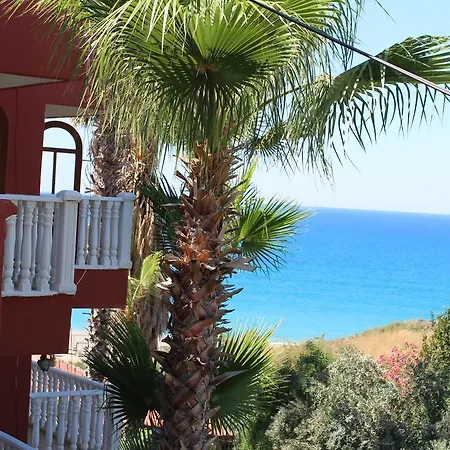 Motel Schoenberg Kızılot