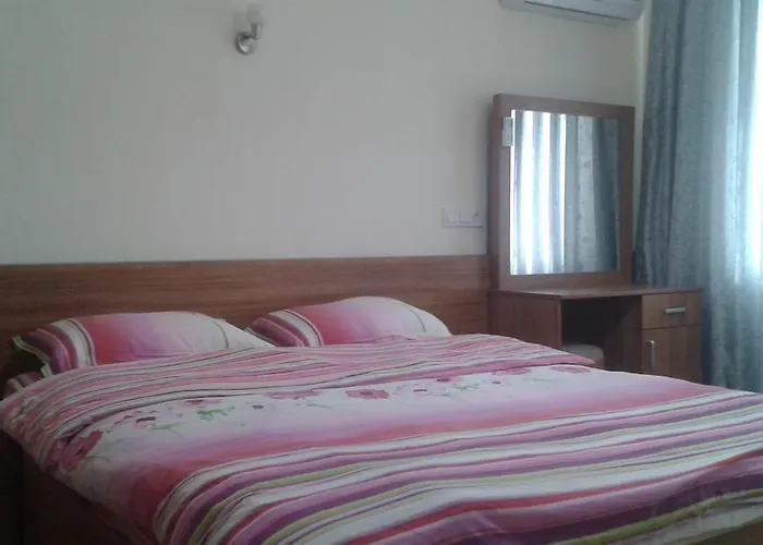 Alloggio in famiglia Schoenberg *