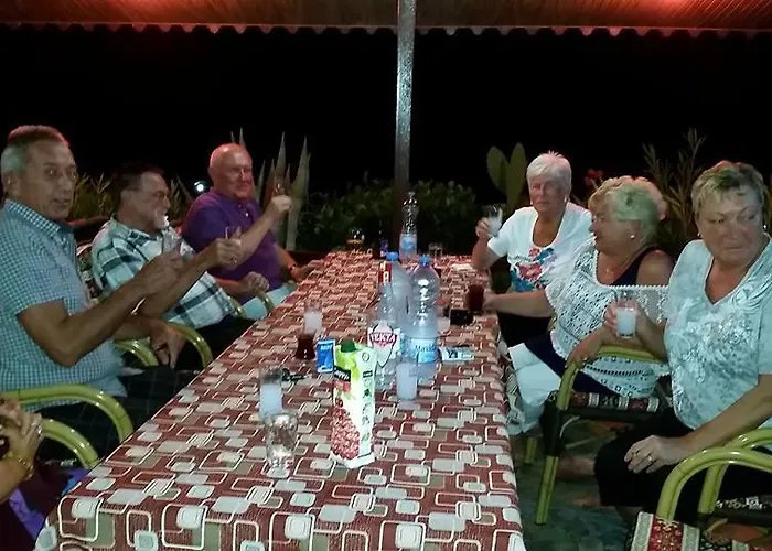 בית אירוח Schonberg